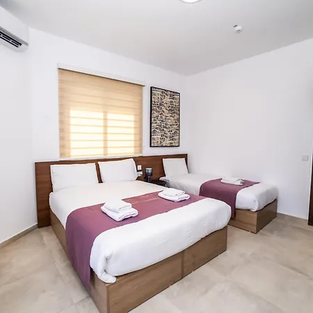 Corner Park View Deluxe - By Hostmt Appartement *