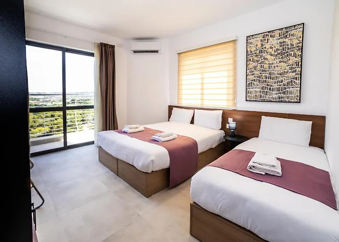 Appartement Corner Park View Deluxe - By Hostmt *