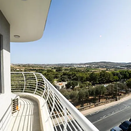 Apartamento Corner Park View Deluxe - By Hostmt St. Paul's Bay