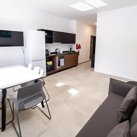 Corner Park View Deluxe - By Hostmt Apartamento *