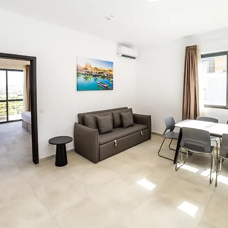 Apartamento Corner Park View Deluxe - By Hostmt St. Paul's Bay